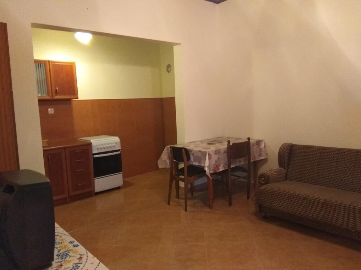 Apartman "Marko" Bar Exteriör bild